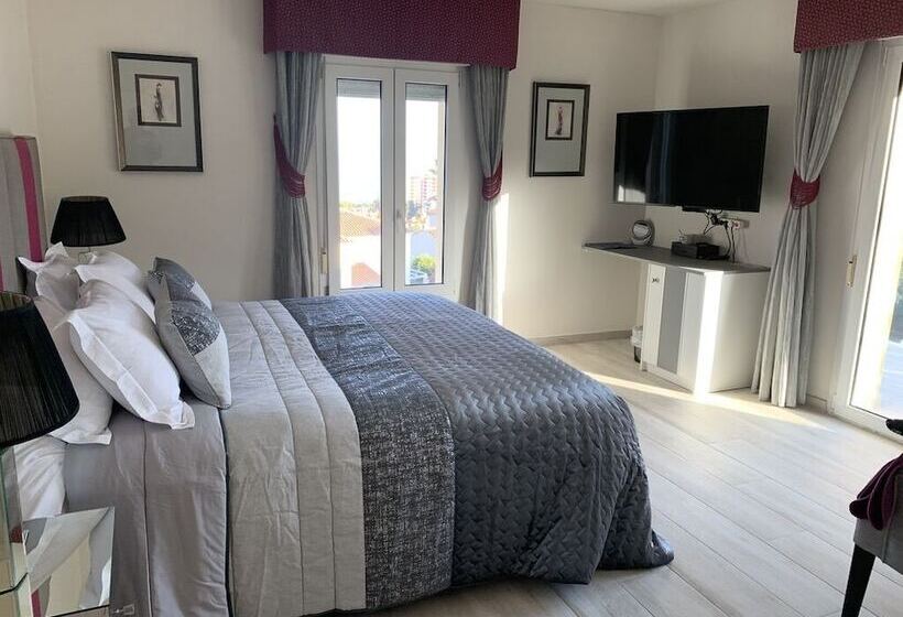 Bed and Breakfast Three Palms   Adults Only