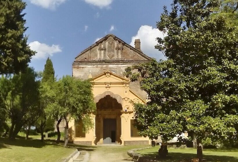 هتل La Cartuja De Cazalla