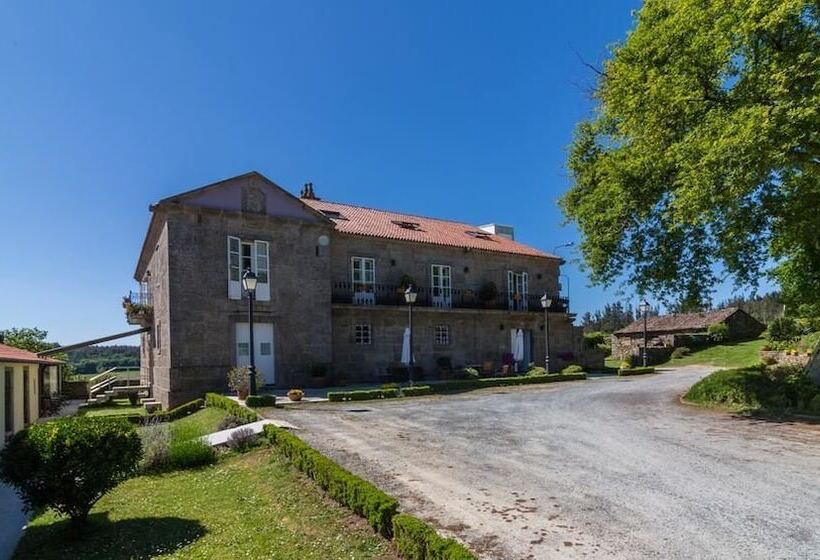 هتل Pazo De Sedor