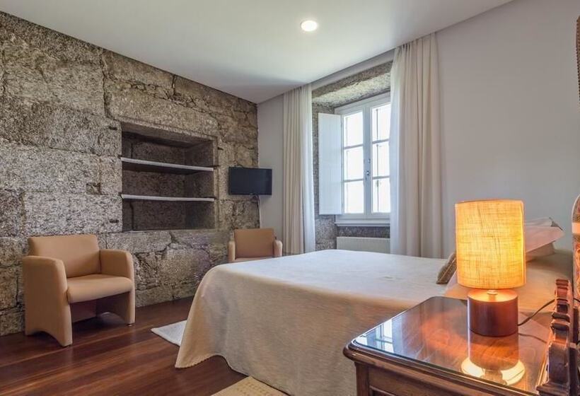 هتل Pazo De Sedor