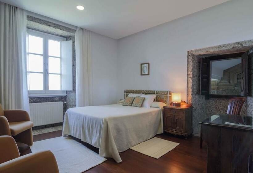 هتل Pazo De Sedor