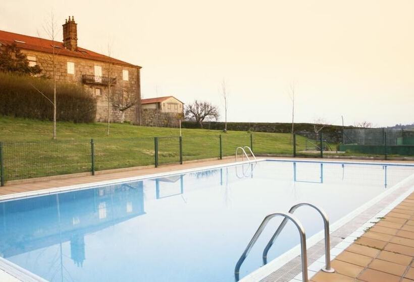هتل Pazo De Sedor