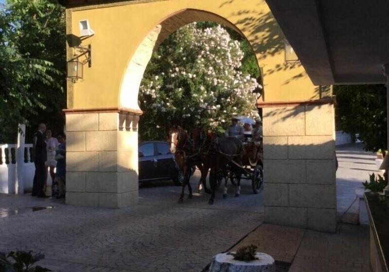 پانسیون Restaurante Montserrat