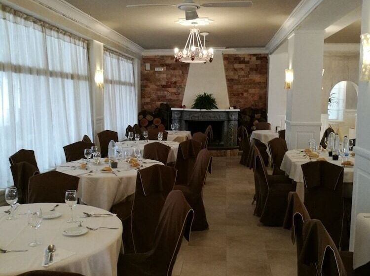 پانسیون Restaurante Montserrat