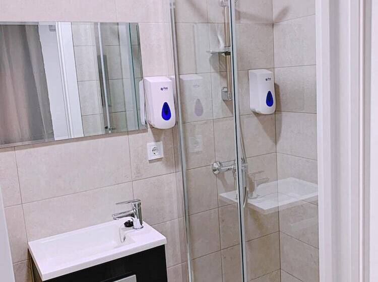 הוסטל El Castillo