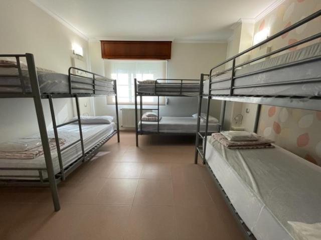 هاستل O Cruceiro