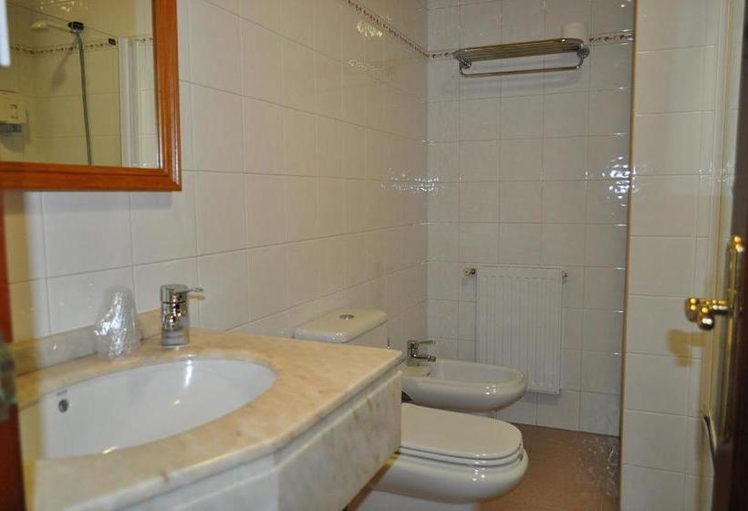 هاستل O Cruceiro