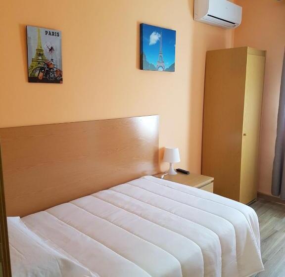 Hostal La Pared