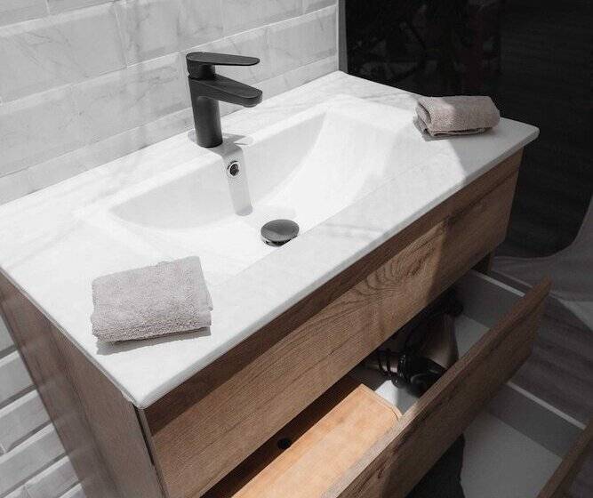 هتل Fuente Del Lobo Glamping  Bungalows   Adults Only