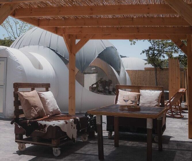 هتل Fuente Del Lobo Glamping  Bungalows   Adults Only