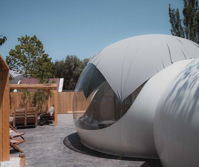 هتل Fuente Del Lobo Glamping  Bungalows   Adults Only
