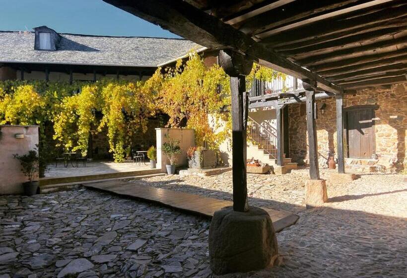 هتل La Casa Grande Del Valle