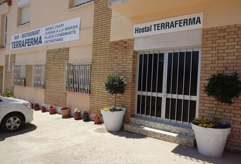 بنسيون Hostal Terraferma