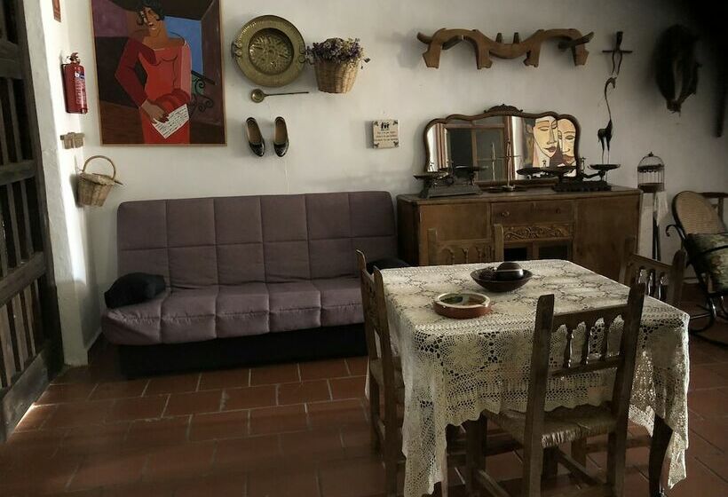 פנסיון La Posá