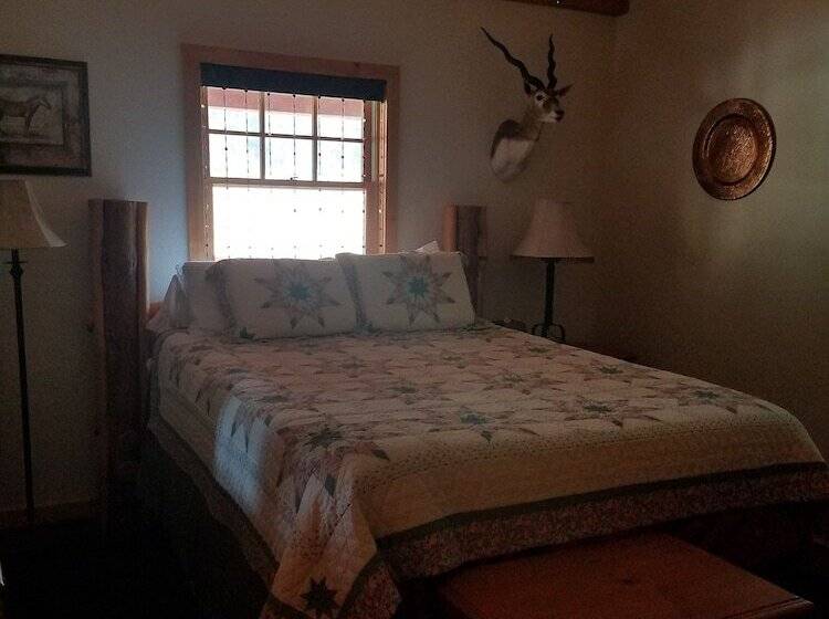 צימר The Wild Game Inn