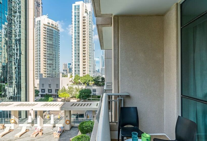 Dream Inn Dubai Boulevard Central