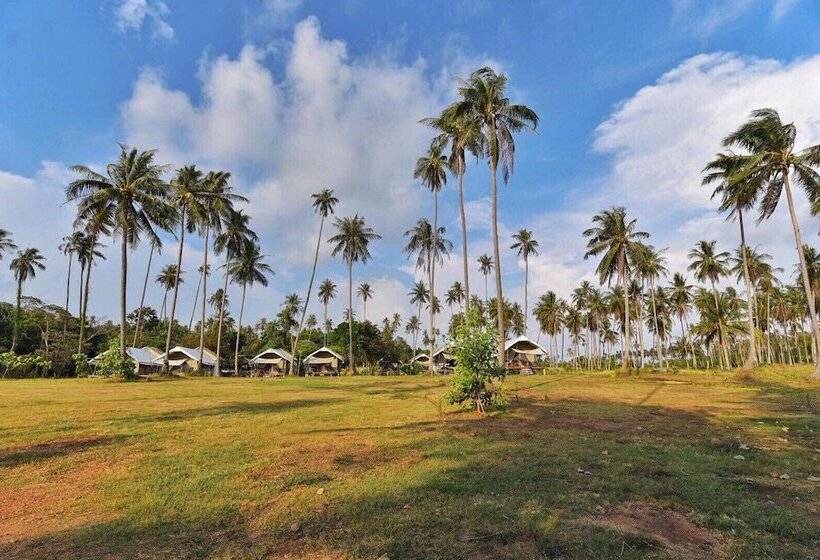 هتل Naivacha Tent Koh Mak