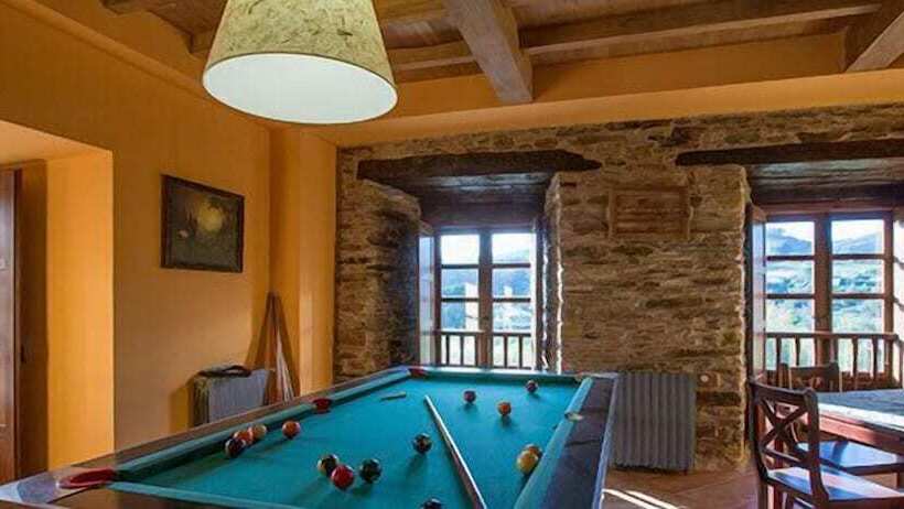 هتل روستایی La Casona De Amaido