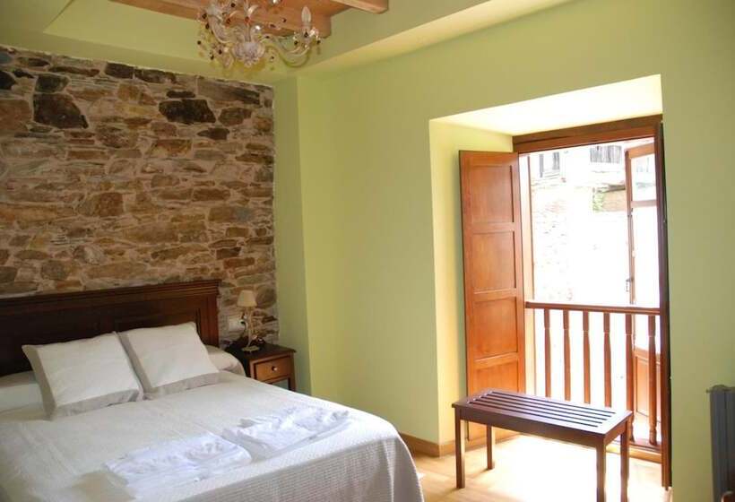 هتل روستایی La Casona De Amaido