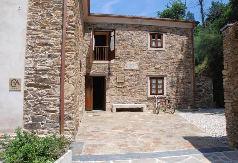 هتل روستایی La Casona De Amaido