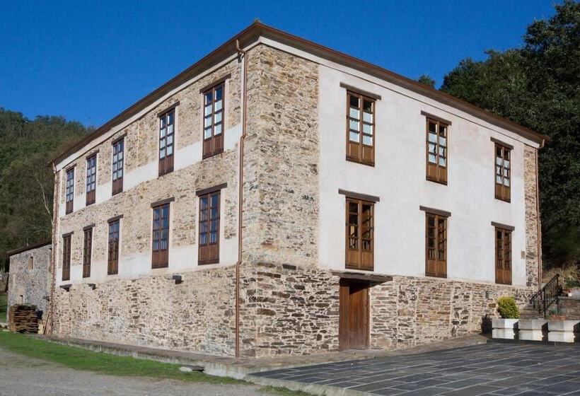 هتل روستایی La Casona De Amaido