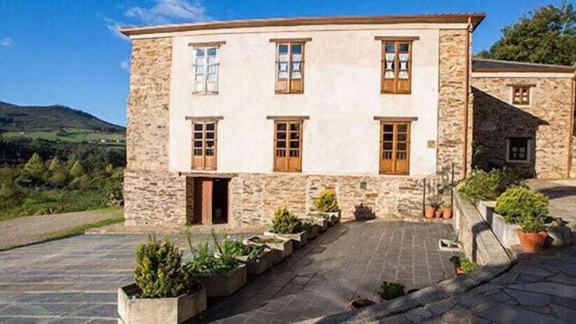 هتل روستایی La Casona De Amaido