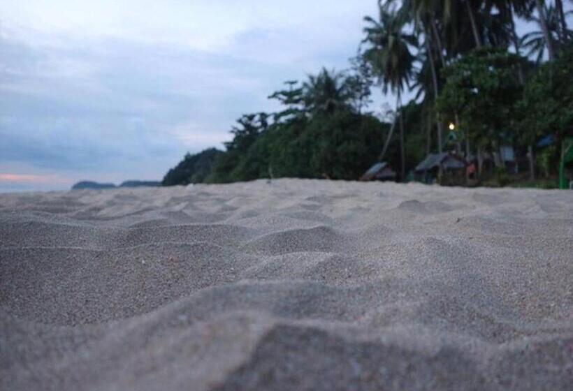 בית מלון כפרי Sun Smile Beach Koh Jum