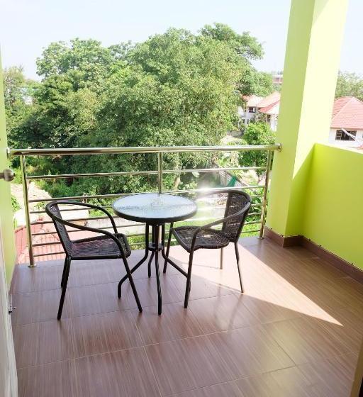 پانسیون Green House At Trang Guesthouse