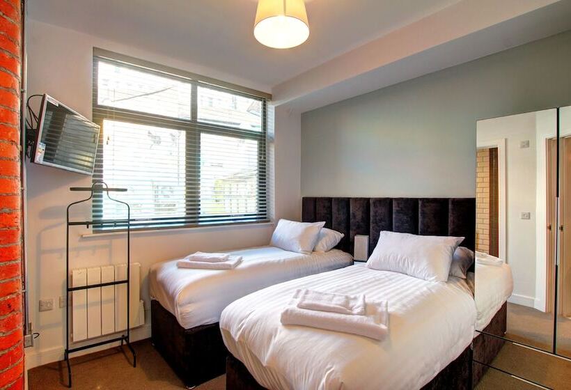 Piccadilly Suites