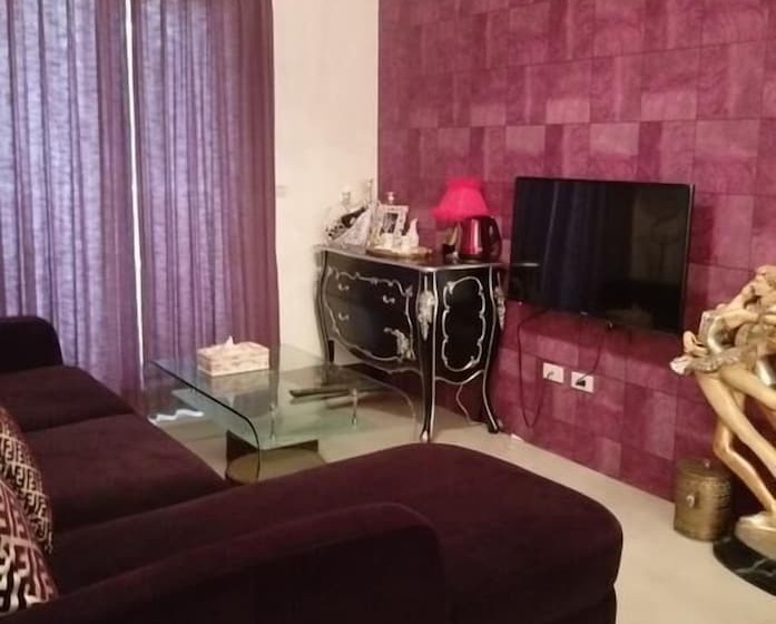 تختخواب و صبحانه Dancedoll House