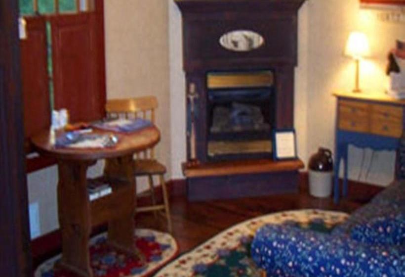 تختخواب و صبحانه The Inn At Narrows Creek
