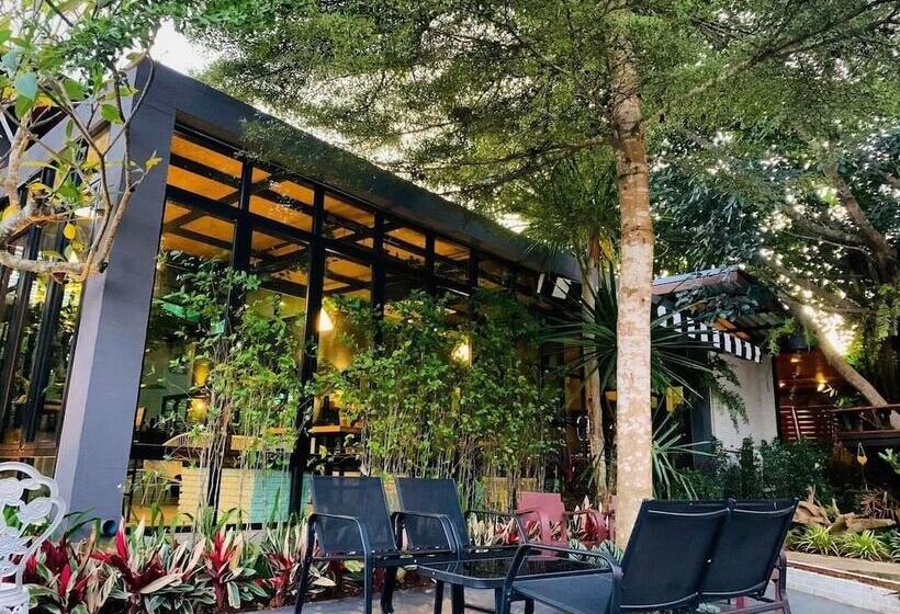 هتل Baan Suan Leelawadee Resort Nan