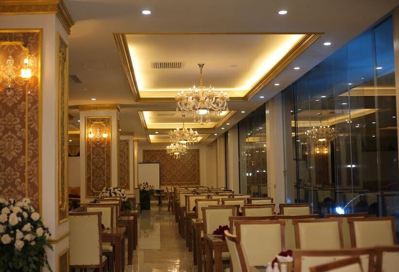 هتل Lao Cai Royal