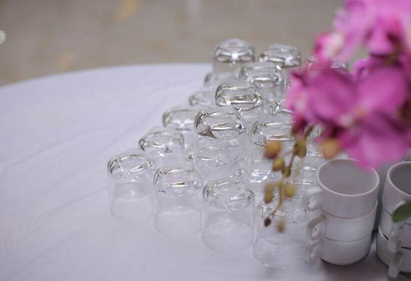 هتل Lao Cai Royal