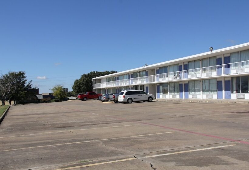 هتل Lonestar Inn And Suites
