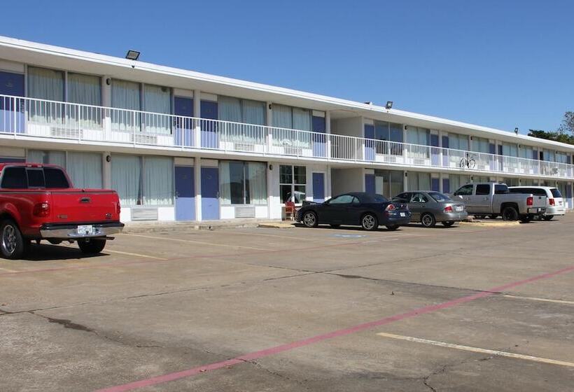 هتل Lonestar Inn And Suites