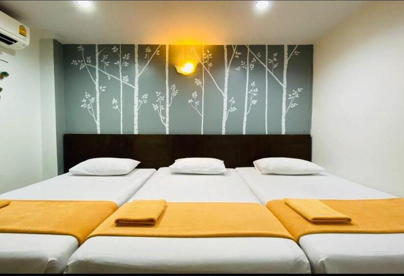 هتل Phang Nga Guesthouse