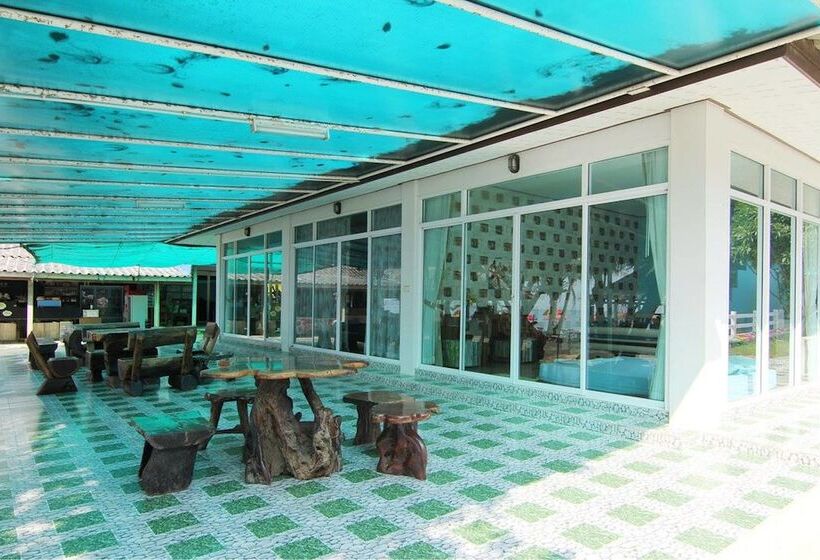 호텔 Tonaor On The Beach Resort&restaurant