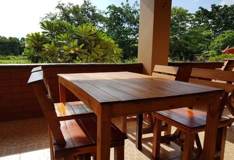 پانسیون Changthai Comfort Guest House