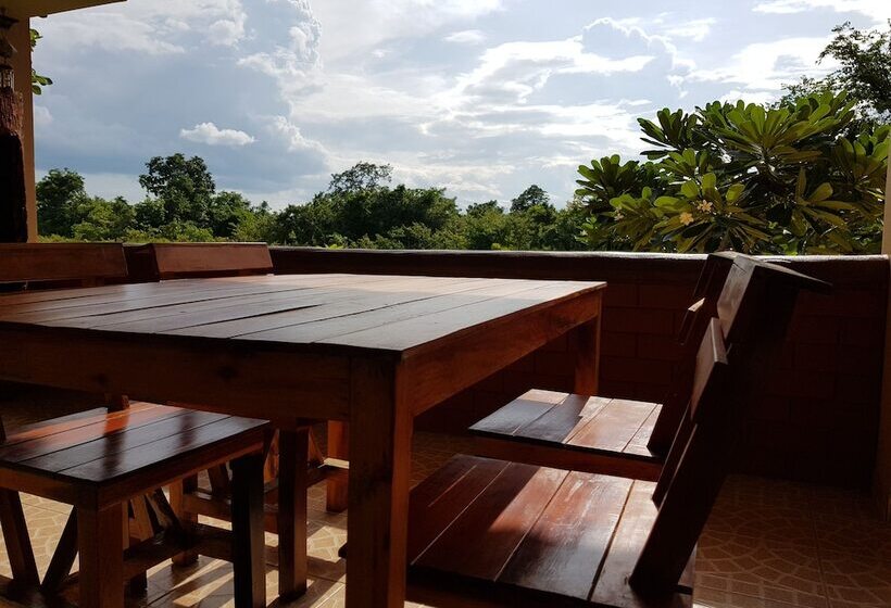 پانسیون Changthai Comfort Guest House