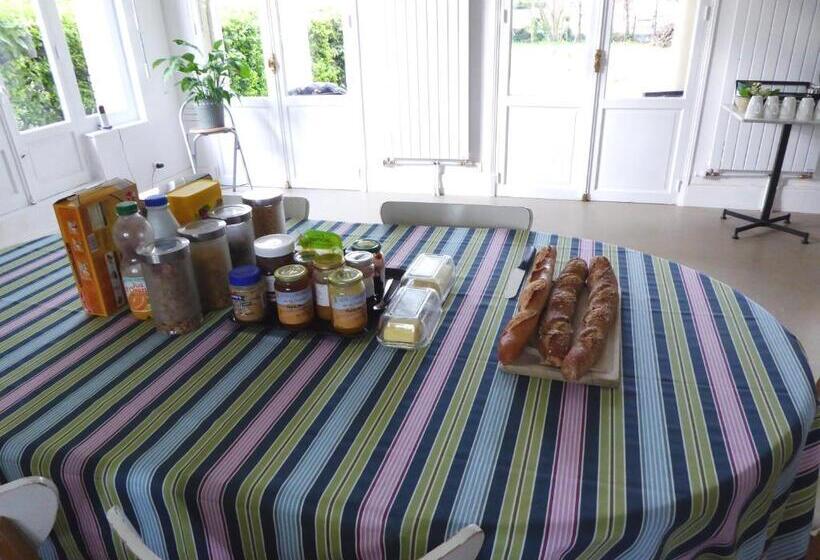 پانسیون Chez Dan Et Véro   Chambre D Hôte