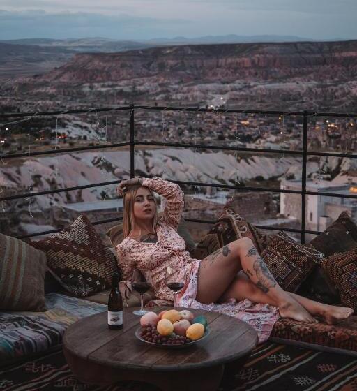 پانسیون Helike Cave Suites