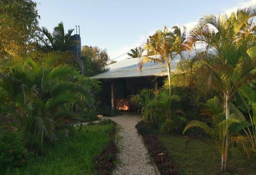 پانسیون Nungwi House