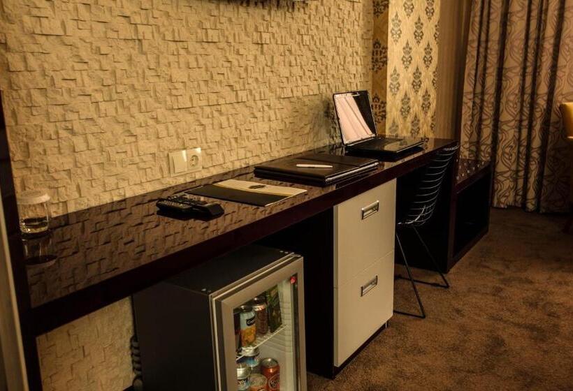 Grand Akçalı Otel