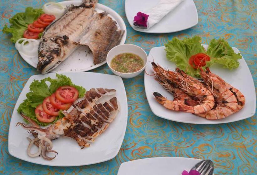 هتل Baan Chid Talay