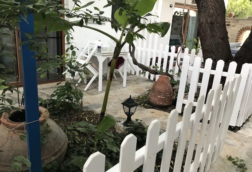 هتل Iyon Pansiyon