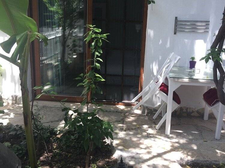 هتل Iyon Pansiyon
