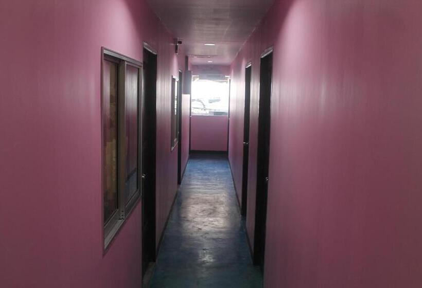 هتل Rc Guest House