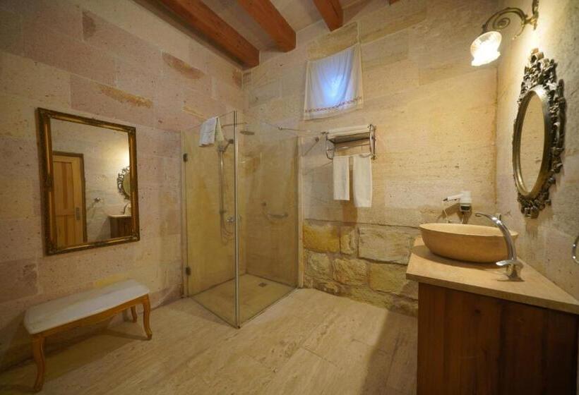 هتل Salkım Cave House