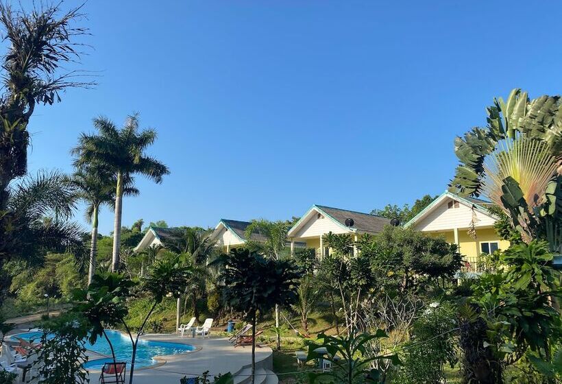 هتل Sea View Resort
